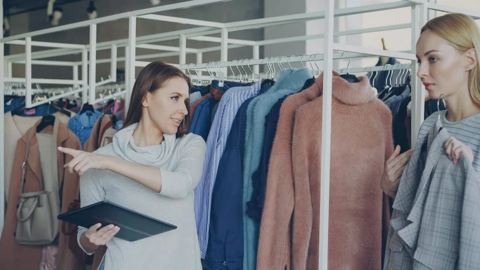 Who Should Promote Small Business Loyalty Software
